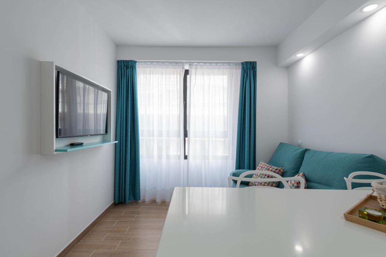 Petit Canteras Premier